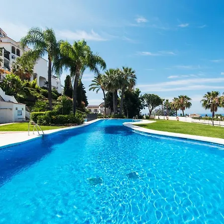 Rentandhomes Calahonda Sea View And Golf Apartment *